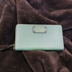 Kate Spade New York Zip around Wallet